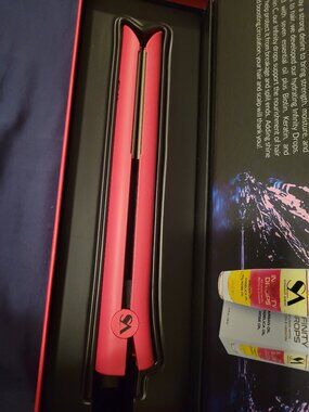 Straight Ahead Omega Infrared Hair Straightener